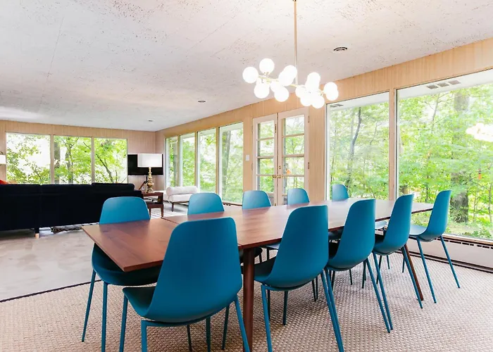 Heart Of Indiana Dunes National Park With Hot Tub